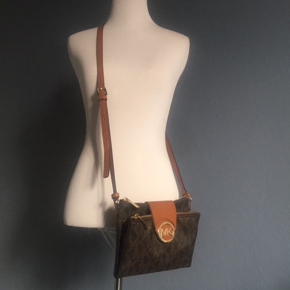 Michael Kors crossbody bag